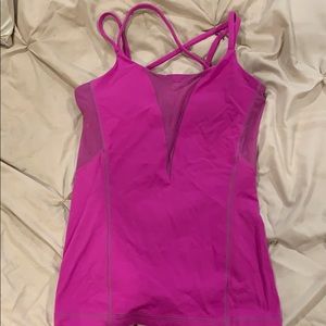 LuluLemon work out top